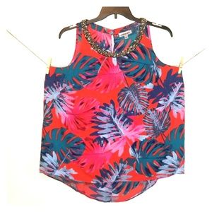 Jennifer lopez tank top